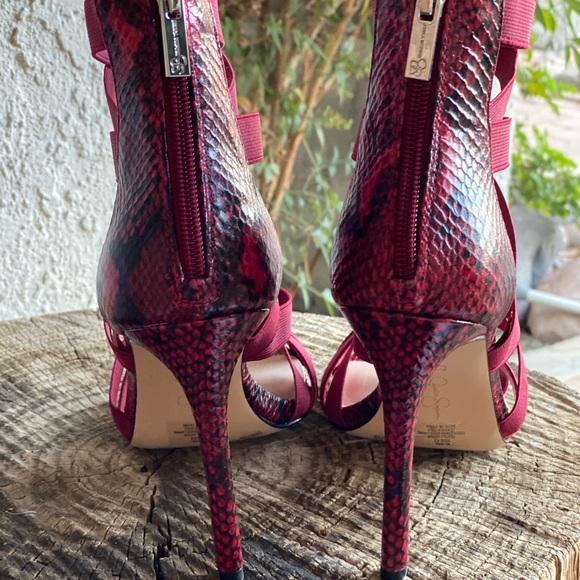 Jyra Dress Sandals from Jessica Simpson.... - Picture 4 of 7